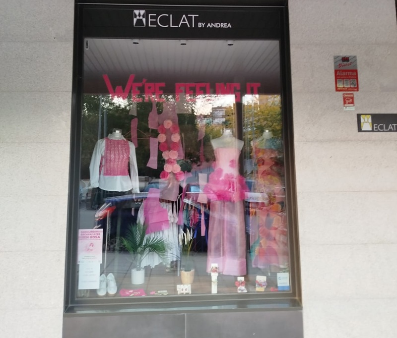 Escaparates en Rosa 2025